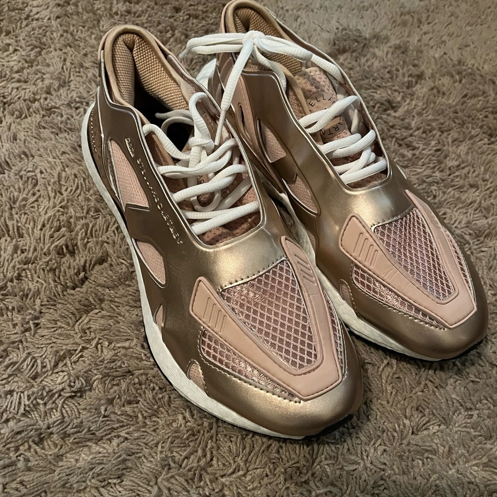 Stella McCarthy ultraboost